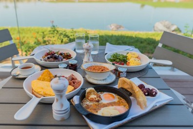 New Year's Day Breakfast Brunch at Yas Acres Golf & Country Club